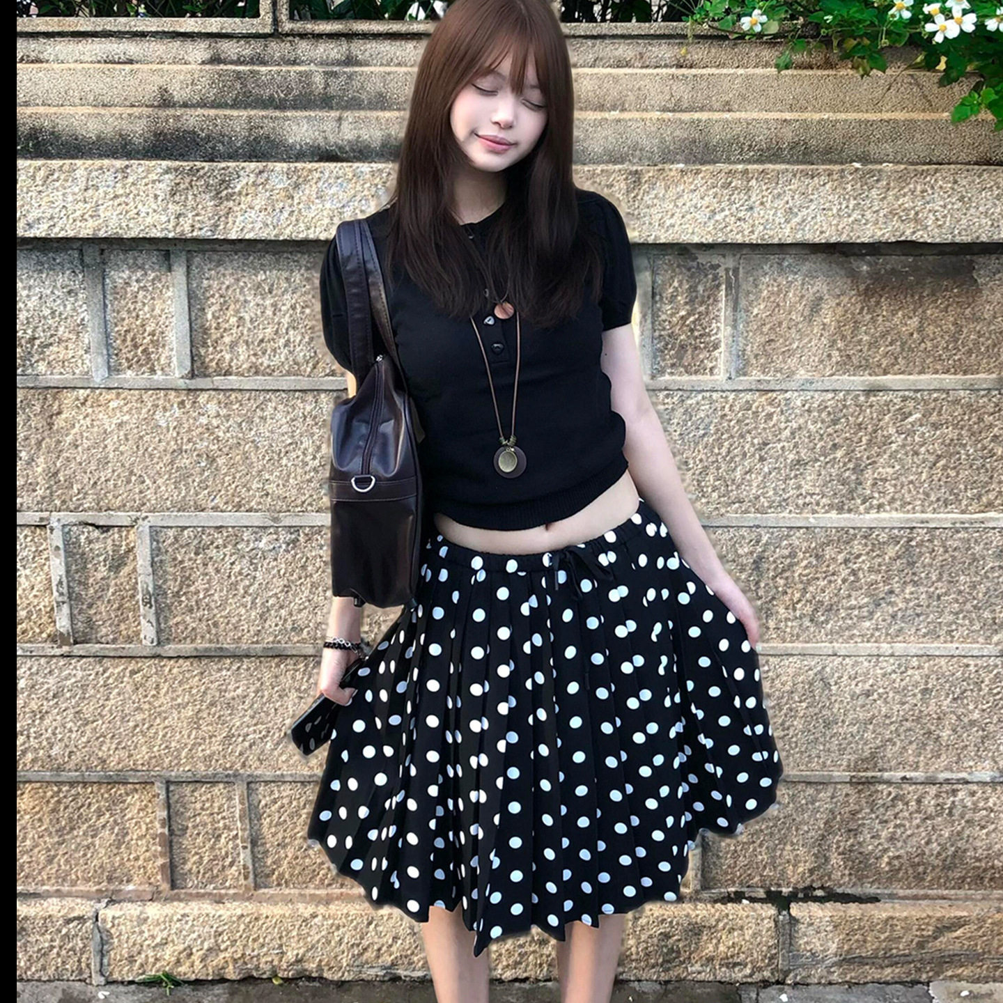 Korean style huge good-looking outfit 2026 new black short-s...