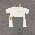 2734 white + 2602 gray