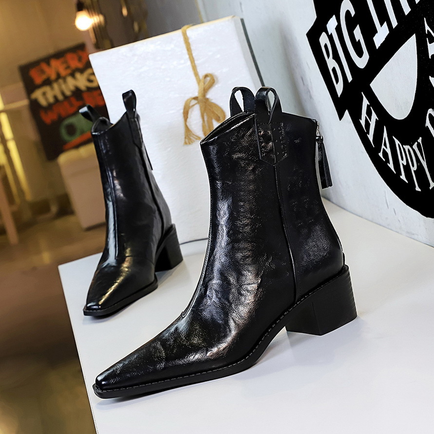 (Mới) Mã A9015 Giá 820K: Boot Cổ Thấp Nữ Huesin Mũi Nhọn Gót Vuông Hàng Mùa Xuân Thu Đông Phong Cách Âu Mỹ Giày Dép Nữ Chất Liệu G03 Sản Phẩm Mới, (Miễn Phí Vận Chuyển Toàn Quốc).
