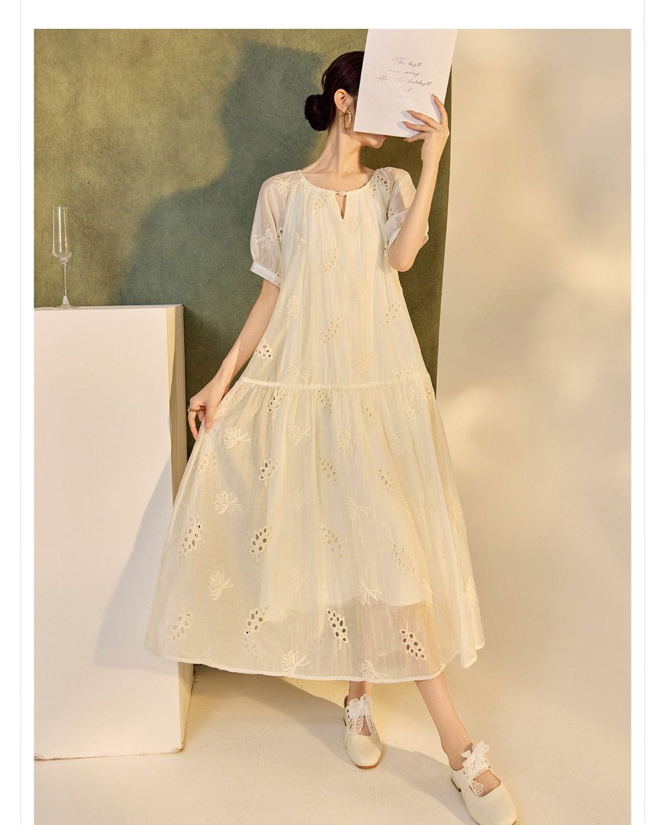 Đầm nữ dáng suông cổ tròn tay ngắn chất tencel mềm mại — Màu mơ sữa (cấp trong ngày), Màu mơ sữa (giao hàng trong 7 ngày)