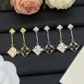Style 135 white gold