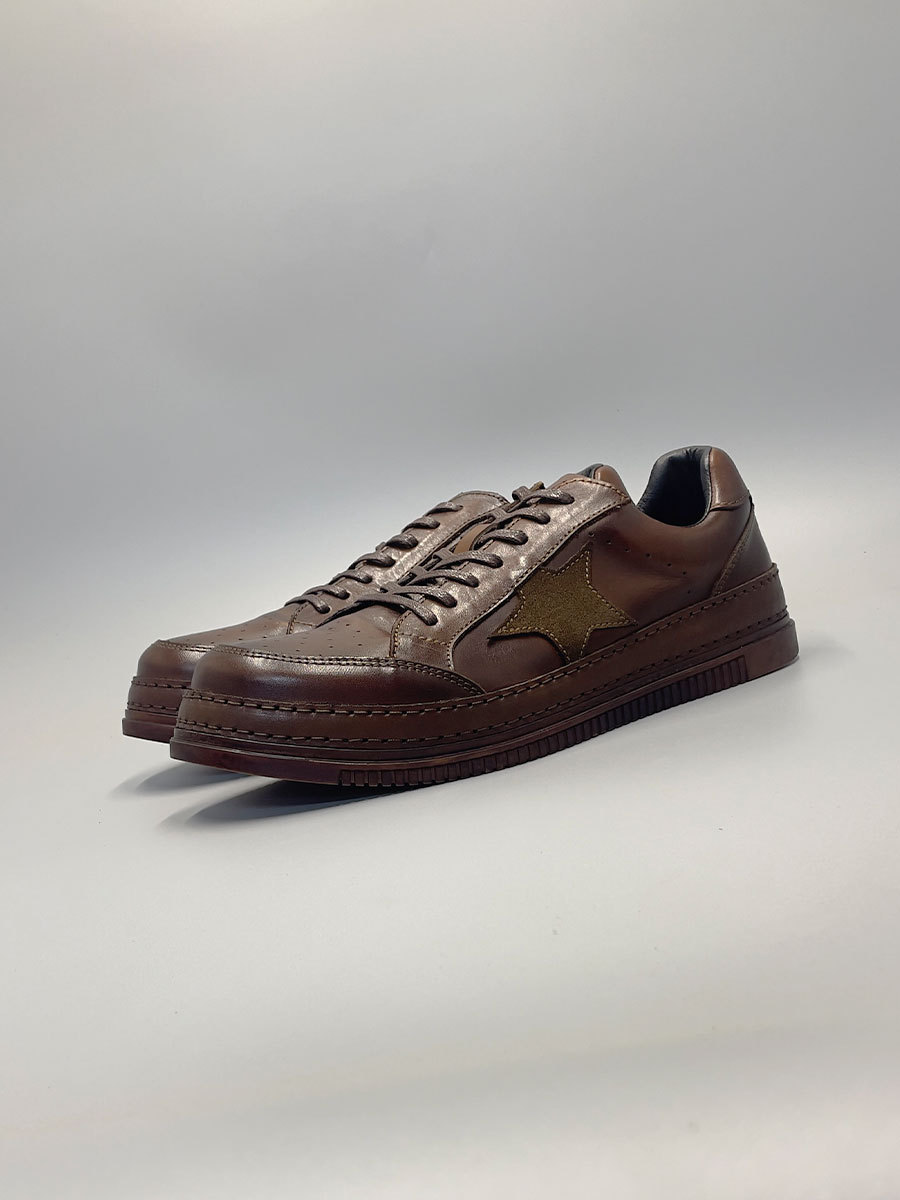 Giày sneaker da bò nam màu trơn cổ điển đơn giản — Màu đen, Màu cà phê