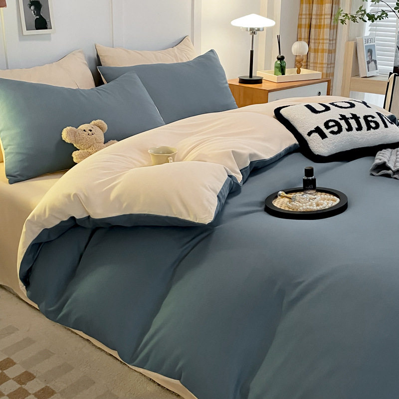 ダブル-ブルーのミルクティー