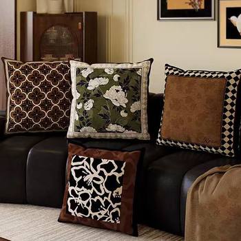 Retro Accessible Luxury Green Pillow American Retro Pillow Mid-Century Style Maillard Sofa Back Cushion Bedside Soft Pillow