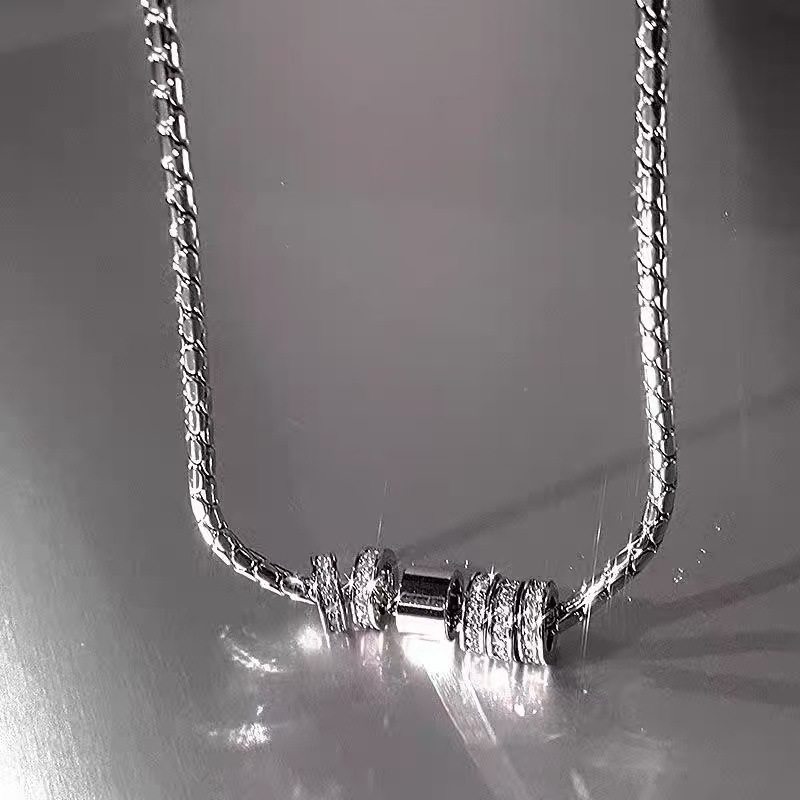 Unisex Flash Diamond Ring Pendant Necklace Cold Style Light Luxury Niche Design Fashion Versatile Elegant Clavicle Chain