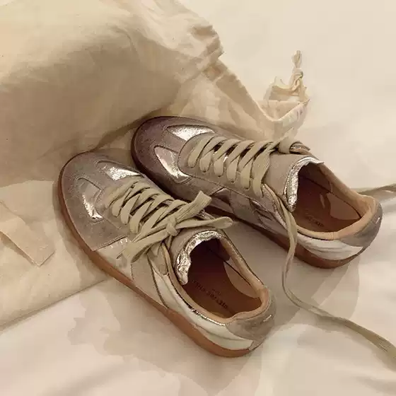 Silver-Colored German Training Shoes for Women, 2026 Spring New Retro Genuine Leather Sports Casual Shoes, Women's Flat Shoes, Versatile Sneakers