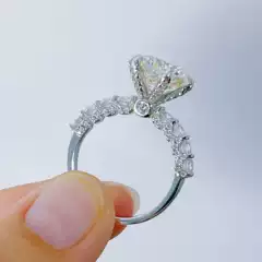 5 Carat 925 Silver High Carbon Diamond Women's Ring High-Definition Accessible Luxury Super Bright Aurora Firework Ring Oversized Diamond Flash Wedding Ring