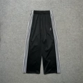 633 black (embroidery) pocket zipper