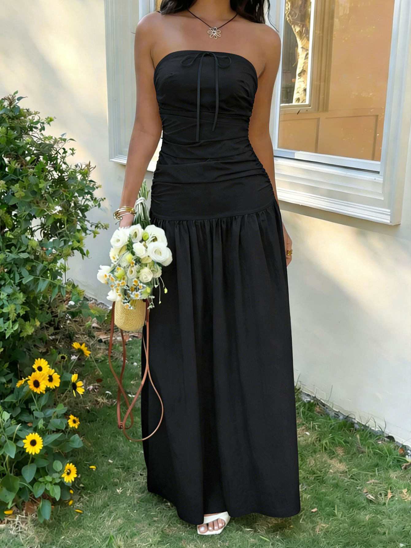 French Style Strapless Maxi Dress Soft Fabric Waist Tie Design Non Slip Strips Summer Vacation Wear Wholesale