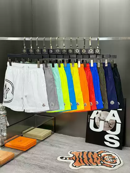 Cross-Border Foreign Trade Wholesale Summer Men's Trendy Beach Shorts Seaside Swimming Quick-Dry Candy-Colored Solid Color Shorts