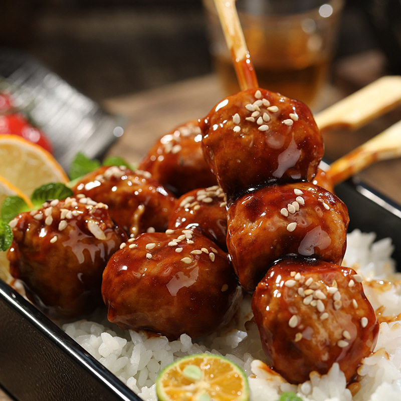 Dacheng soy sauce crisp bone balls skewers Dacheng food Japanese crisp bone chicken balls chicken skewers Rosen convenience store barbecue