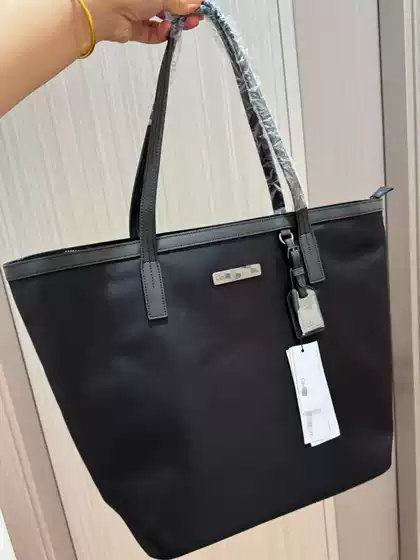 Waterproof Tote Bag Black Shoulder Bag Women's Large Capacity Thick Foreign Trade Original Shoulder Bag Dumpling Bag Commuting to Work