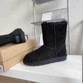 5825 black