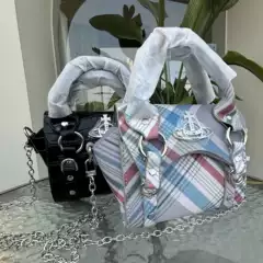 Western Queen Mother Bowling Love Locomotive Bag High Version Scottish Prellis Bag 1:1 Single Shoulder Fashion Bag with Label