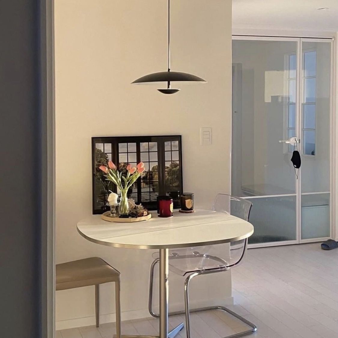 出口伊姆斯银边餐桌现代简约韩国圆形小户型咖啡厅餐厅中古办公桌