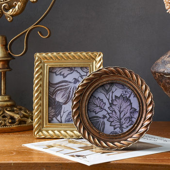 European Retro Golden Spiral Lace Photo Frame, Can Be Used Horizontally and Vertically, Used for Home Decoration, Ornaments