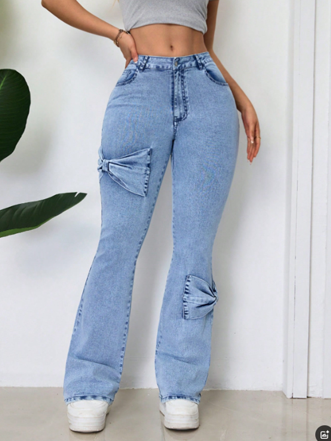 High Waisted Flared Jeans Stretch Denim Washed Finish Comfortable Fit Casual Wear for Women Wholesale Available
