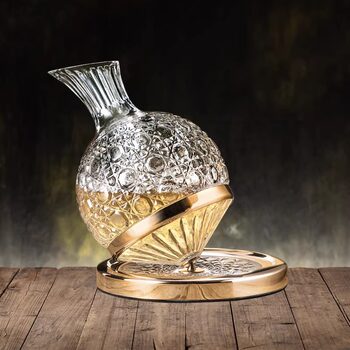 Rotating Glass Wine Decanter Set for Home Use, European-Style Wine Glasses, Light Luxury Style