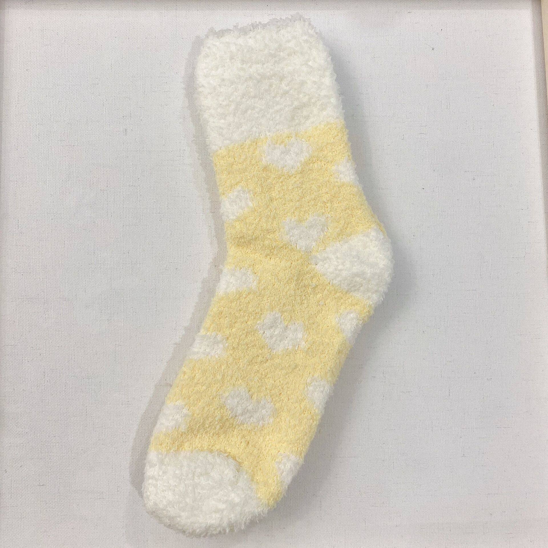 秋冬新款 翻边糖果色爱心小清新珊瑚绒毛巾家居地板女袜子加厚