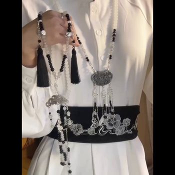 Hanfu long back Cloud safety lock tassel necklace new Chinese ancient style Ming maxi skirt press collar accessories