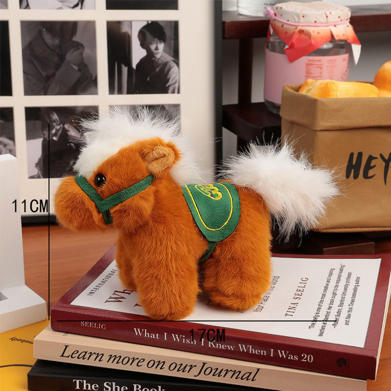 马年吉祥物马上有钱毛绒小公仔包包马挂件公仔玩偶批发摆摊玩具