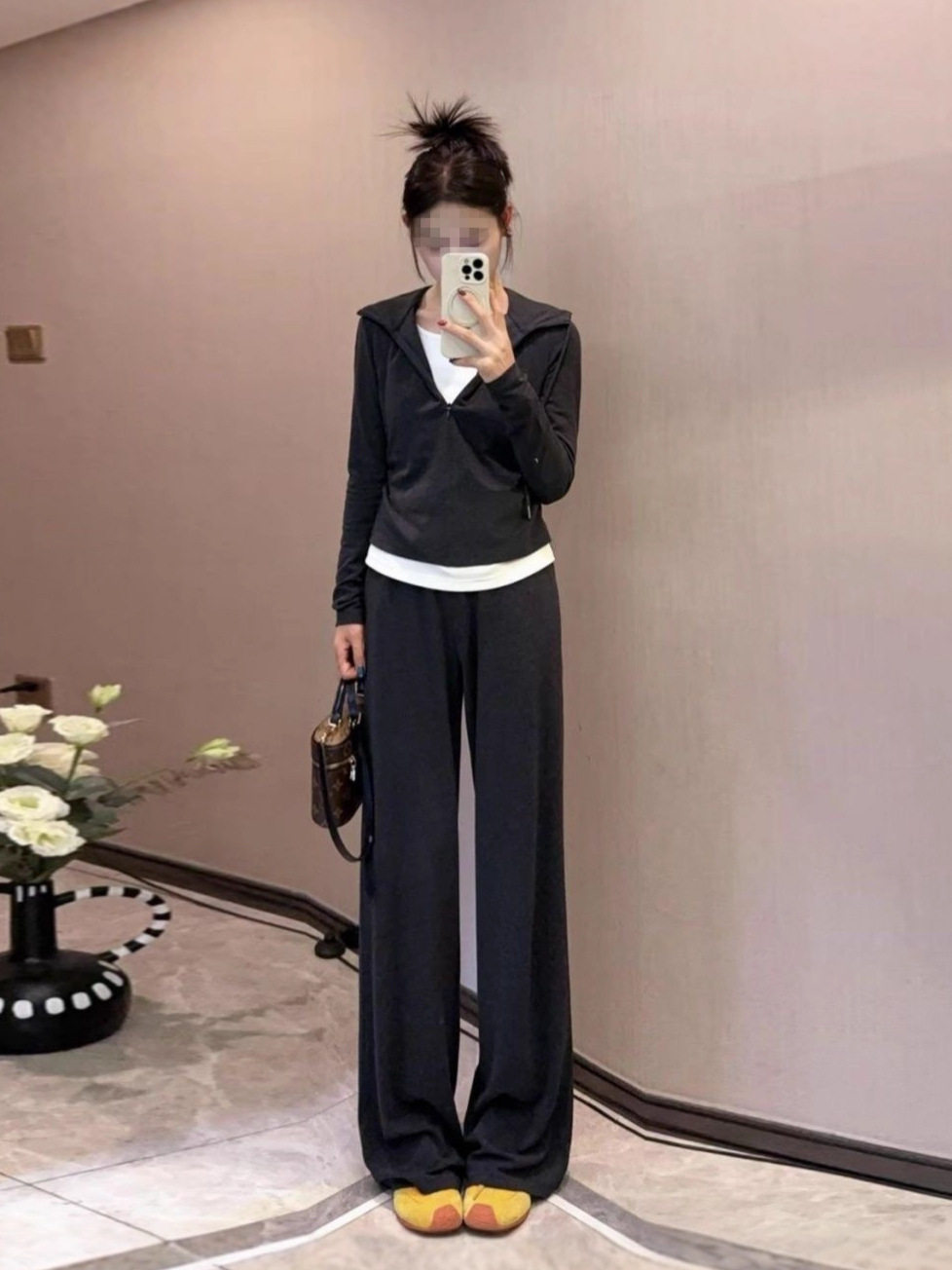 Fashion Casual Women's Suit Autumn 2025 New Fake Two-Piece Slimming Age-Reducing Hooded Sweatshirt Long Pants Two-Piece Set