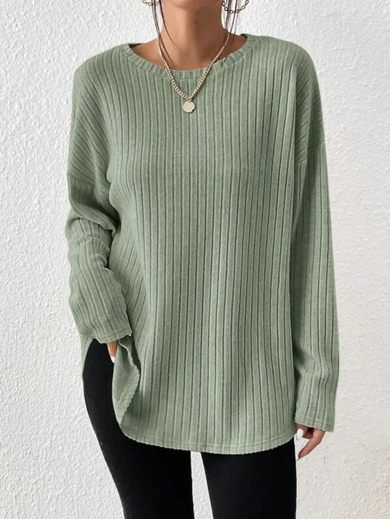 Casual Loose Fit Solid Color Sweater Round Neck Autumn Winter Comfortable Fabric Wholesale Available