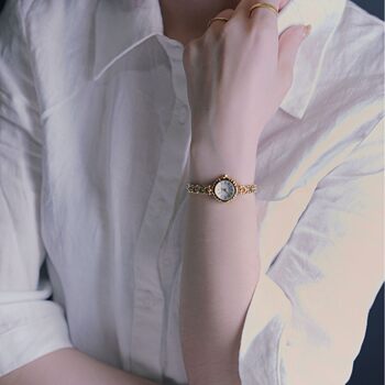 Tiemena Fashion Women's Watch Pearl Shell Dial Student Quartz Wristwatch Bracelet Small Gold Watch Flower Dial