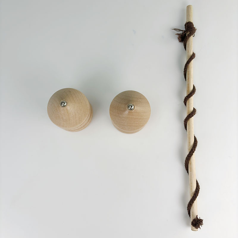 Wooden Spinning Top Nostalgic Toy for Teenagers and Children, Classic Spinning Top with Whip and Stick for Adults, Middle-Aged and Elderly, Wholesale