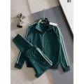 R1 dark green