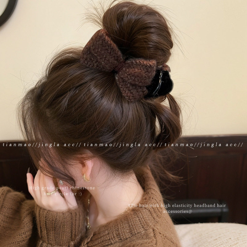 Autumn and Winter Bow Ball Head Clip for Women, High-End 2025 New Hair Clip, Shark Clip Headwear on the Back of the Head