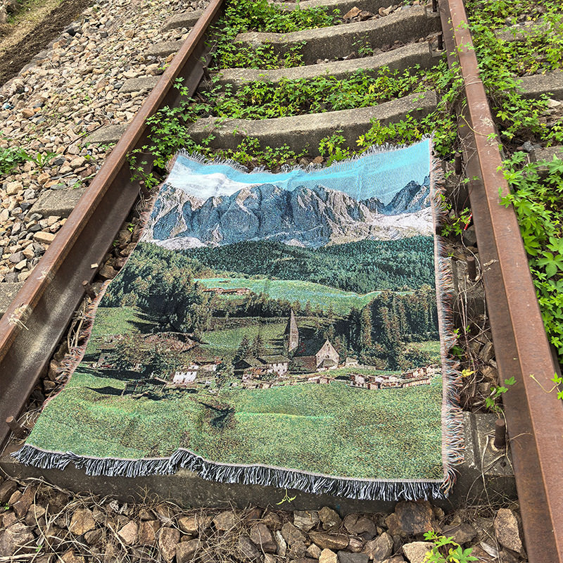 Nordic Aesthetic Healing Landscape Sofa Cover Ins Style Internet Celebrity Camping Blanket Multifunctional Rug Picnic Blanket