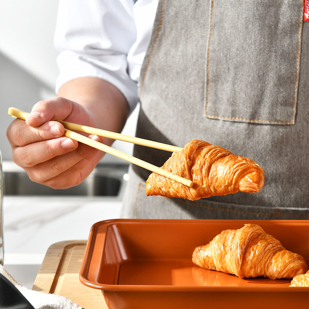 Spot Food Grade Silicone Spoon and Chopsticks Set Student Office Worker Tableware High Temperature Resistant Household Portable Tableware