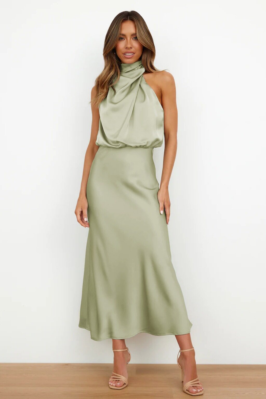 Sleeveless Satin Dress Elegant Solid Color Lightweight Fabric Spring Summer Evening Wear Wholesale Available