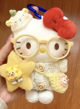 正版HelloKitty可爱睡衣kt猫玩偶毛绒公仔包包挂件少女美拉德风