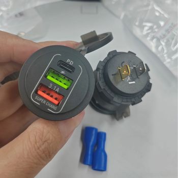 Modified car charger 2USB PD car fast charger car charger motorcycle car modified charger PD fast charger