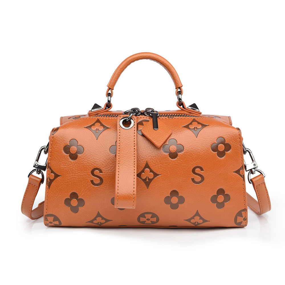 Dập nổi màu nâu vàng
