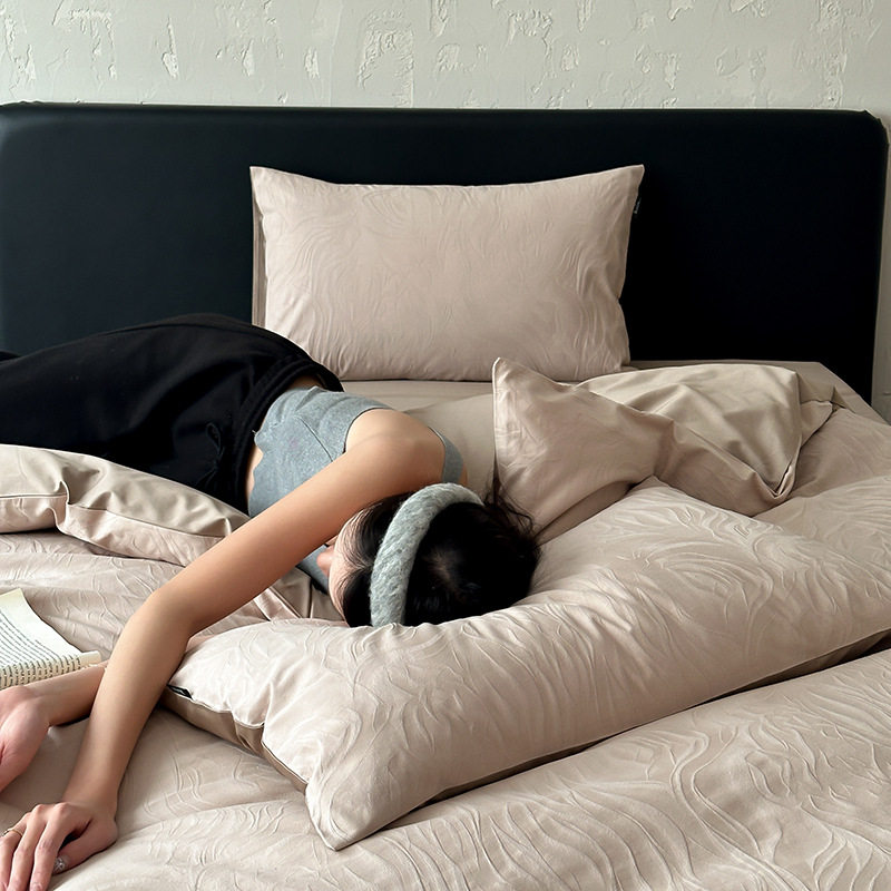 High-End Minimalist Style A-Grade Long-Staple Cotton Four-Piece Bedding Set with Three-Dimensional Jacquard, Skin-Friendly, Suitable for All Seasons, Breathable, No Fluorescence