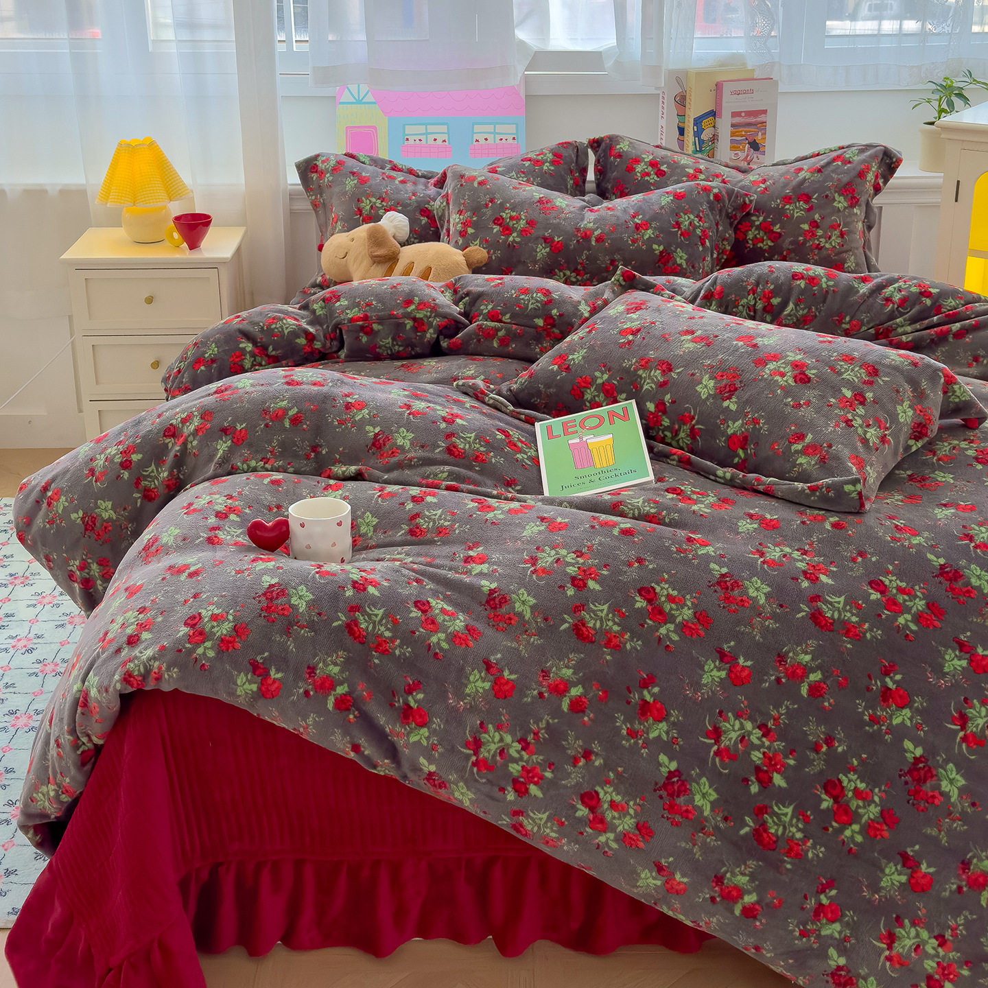 2025 New Autumn and Winter Thickeneded Skin-Friendly and Comfortable Milk Velvet Lace Bed Cover Four-Piece Warm Velvet Set