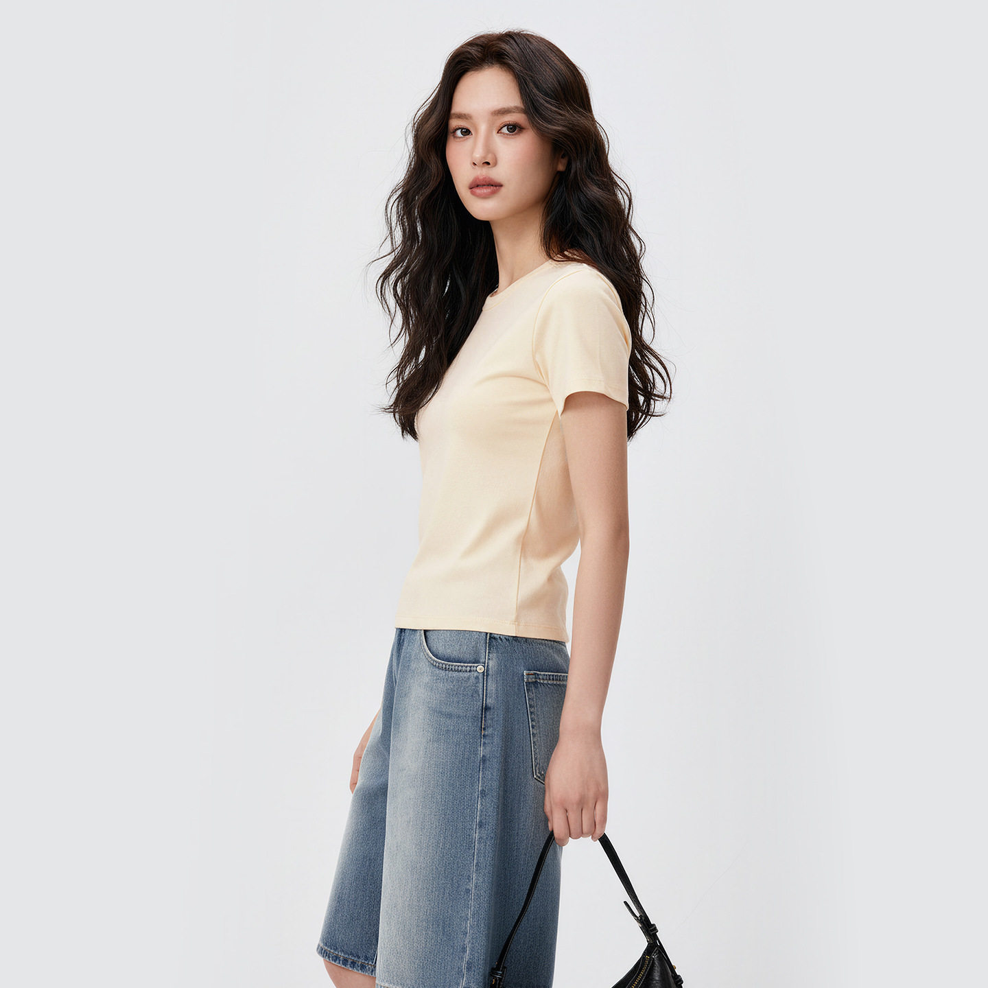 夏季正肩修身显瘦纯色短袖女圆领短款T恤辣妹紧身上衣服内搭打底