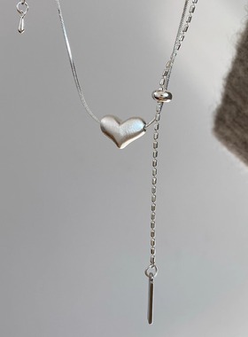 清冷爱心磨砂长款项链级感小众设计简约秋冬毛衣链流行穿搭配饰