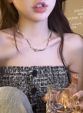 蜜桃茶纯欲辣妹2025珍珠锆石锁骨链项链女生级感轻奢小众颈链