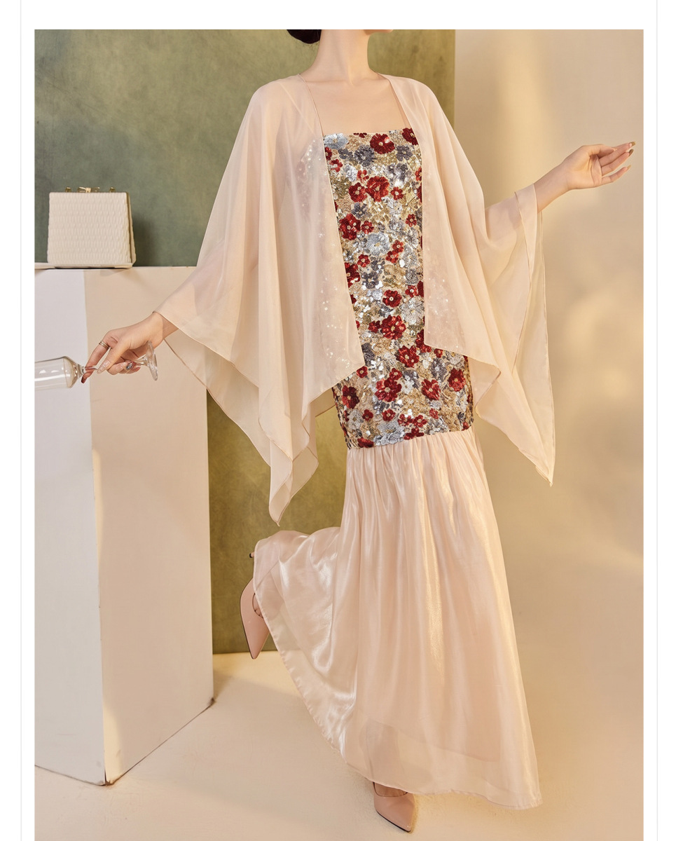 Bộ đầm hai dây thêu hoa kèm khăn choàng cardigan dáng dài — Khăn choàng màu be (giao hàng trong 7 ngày), Váy hai dây (giao hàng trong 7 ngày), Váy hai dây (giao hàng trong ngày), Bộ sản phẩm (giao hàng trong 7 ngày)