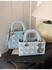 New Full Diamond Princess Diana Bag for Women 2025 Accessible Luxury Versatile Satchel Small Square Bag High-End Quilted Fashion Crossbody Bag