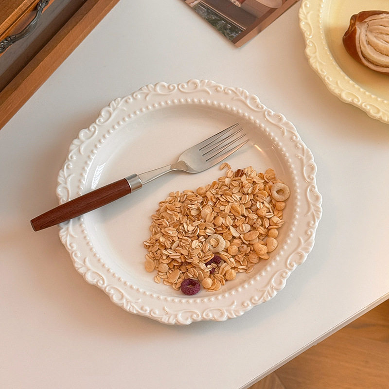 French High-End Ceramic Embossed Dinner Plate Ins Retro High-Value Plate Cute Cream Style Dessert Dinner Plate