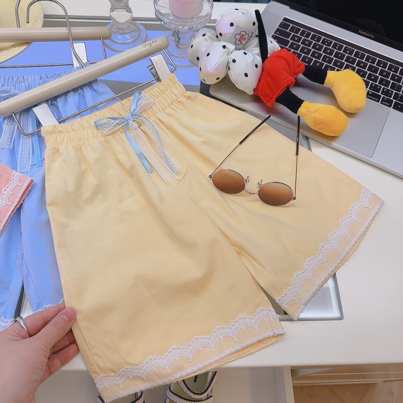 Women's Double-Stripe Lace Shorts, New Summer High-Waist Loose Flowy Wide-Leg Straight Shorts with Bow, Versatile Style