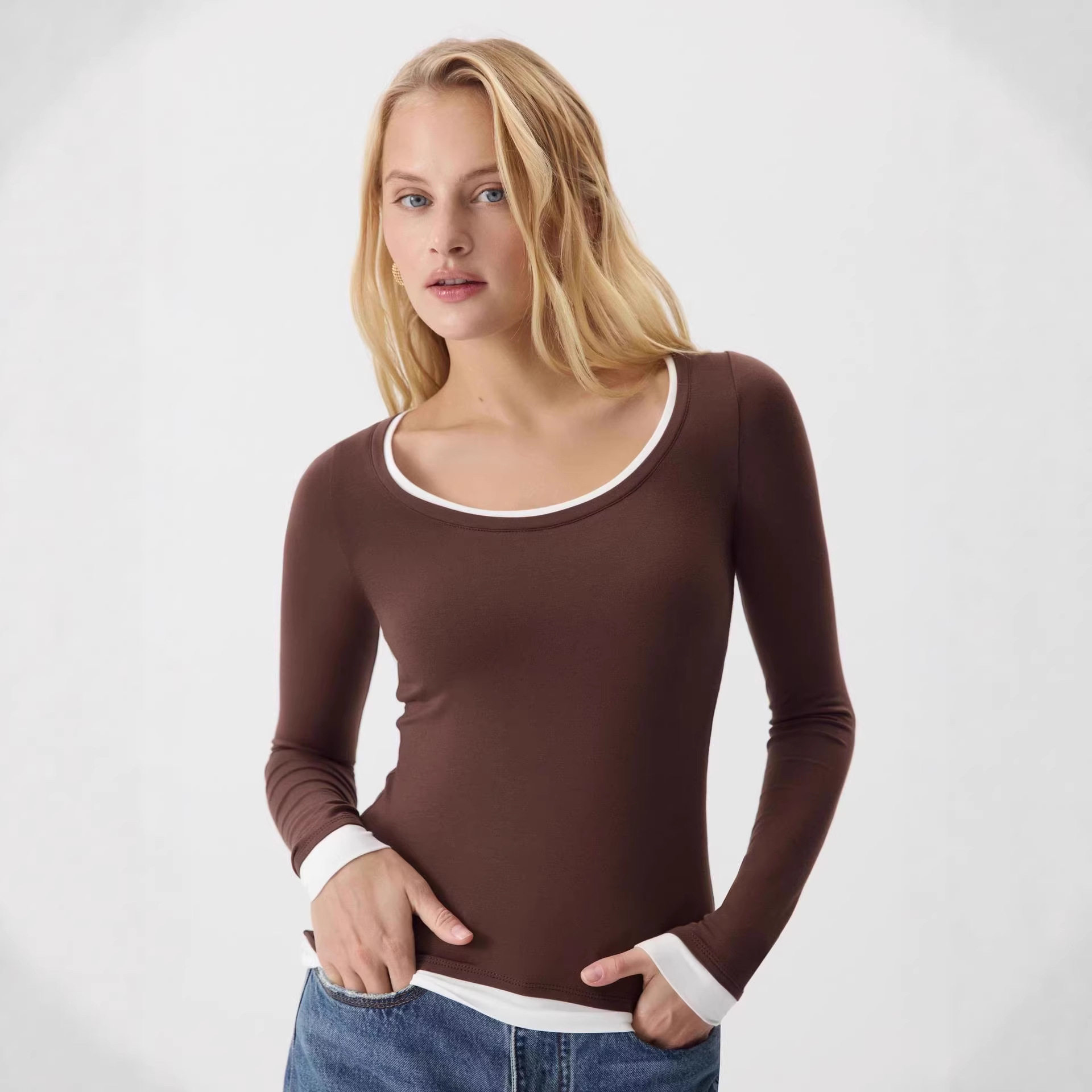 Womens Long Sleeve Color Block T Shirt Slim Fit U Neck Modal Knit Fabric Casual Wear for Spring and Autumn