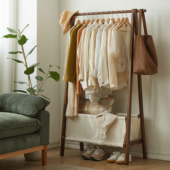 Solid wood coat rack floor bedroom hanger light luxury new Chinese simple storage hanger household clothes rack