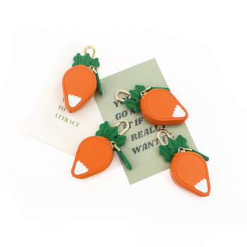 Cross-Border Hot-Selling Vegetable Carrot Shaped Coin Purse, Small and Cute Coin Purse Keychain Pendant