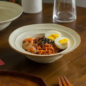 [Gray straw hat bowl] Vintage Vintage handmade stoneware noodle bowl salad bowl pasta bowl vegetable bowl soup bowl slightly flaw